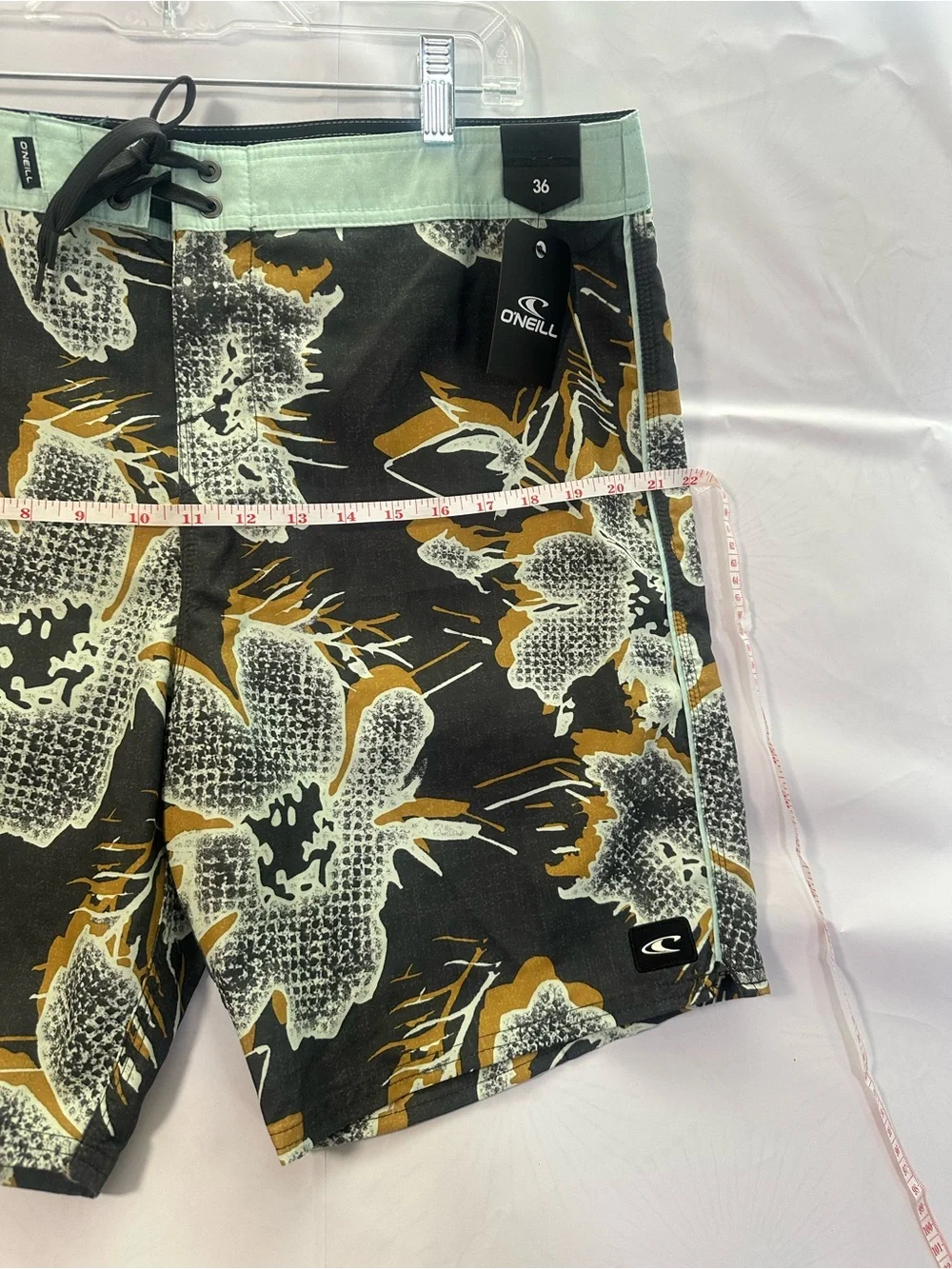 MENS O'NEILL TROPICAL FLORAL  SWIM BOARD SHORTS SIZE 36